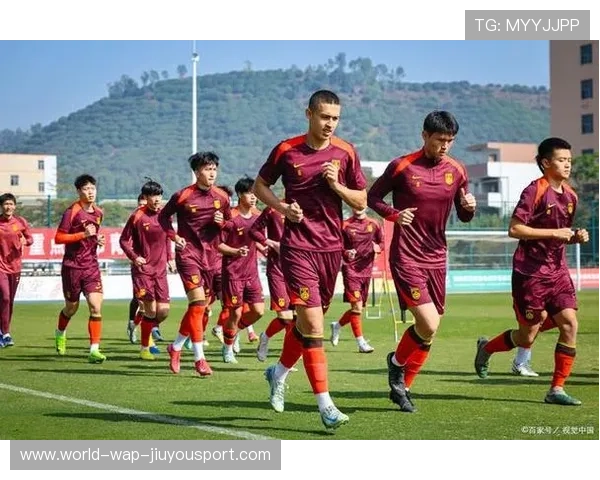 中国足球职业联赛积极推动俱乐部市场化改革，中国足球俱乐部现状